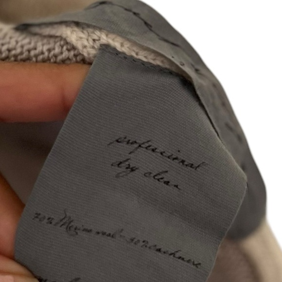 ✨ Raquel Allegra Distressed Cashmere Cardigan Sweater - Picture 6 of 7